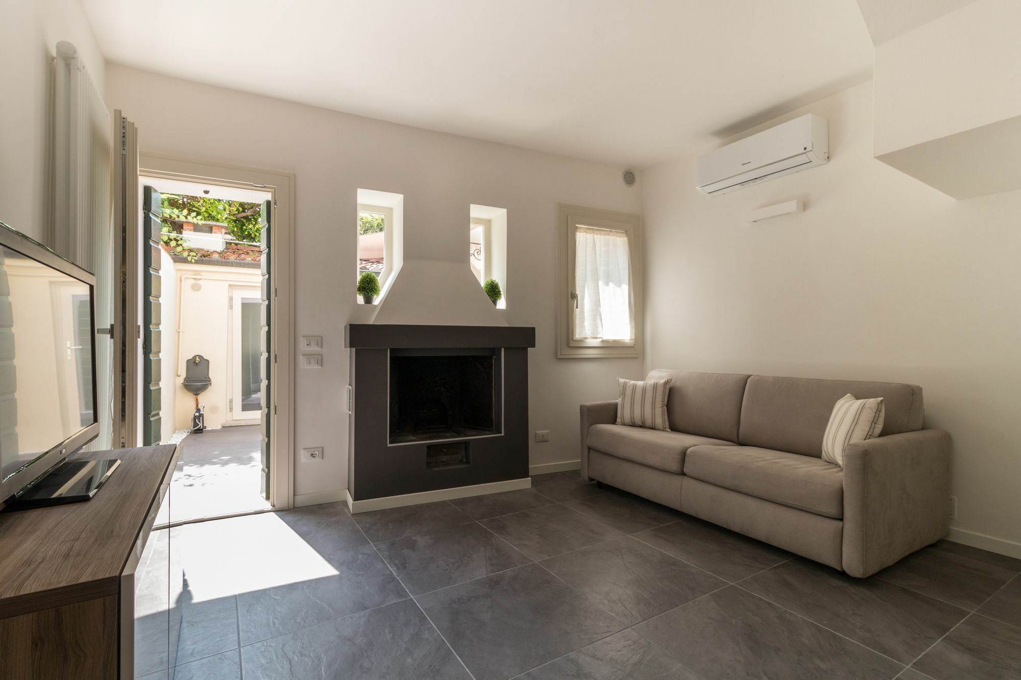 Modern Apartment Treviso Exterior photo
